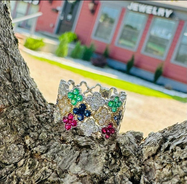 Clover Diamond and Gemstone Bands